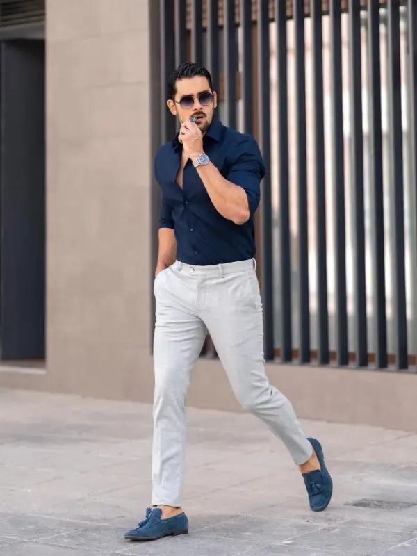 Beige Pants with Light Blue Shirt Smart Casual Outfits For Men After 40 (22  ideas & outfits) | Lookastic