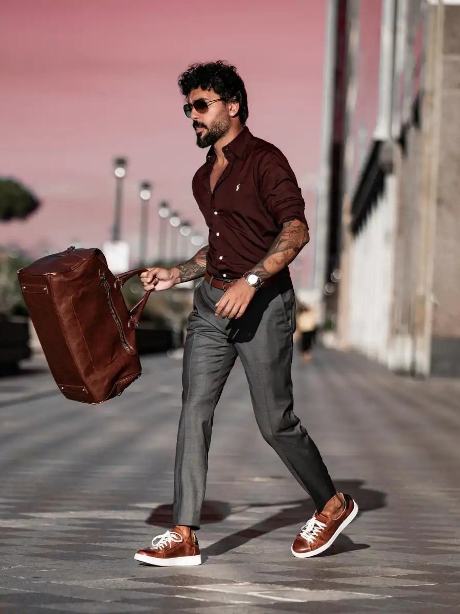 Which colour jeans or trousers go with a maroon shirt  Quora