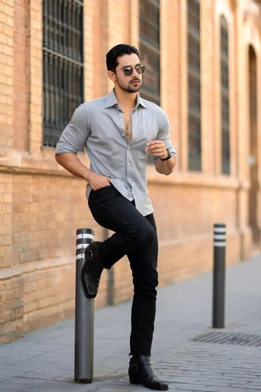 Grey shirt with black jeans
