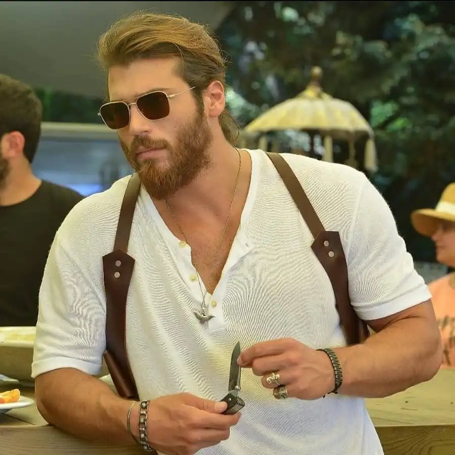 Canyaman blonde beard look