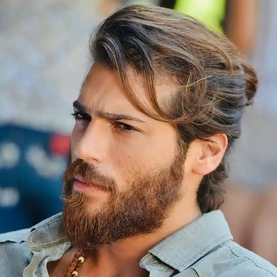 Canyaman manbun hairstyle with beard look