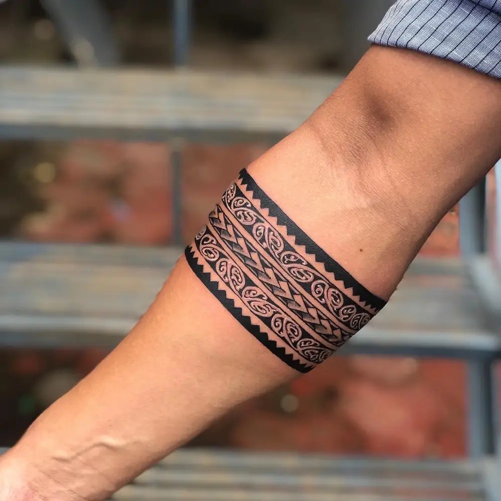 Voice your tattoo design  Tribal Armband Tattoos are quite popularand  they are typically symbol of powercontinuity and wisdom   You cant go  wrong with Armband tattoos if youre looking for