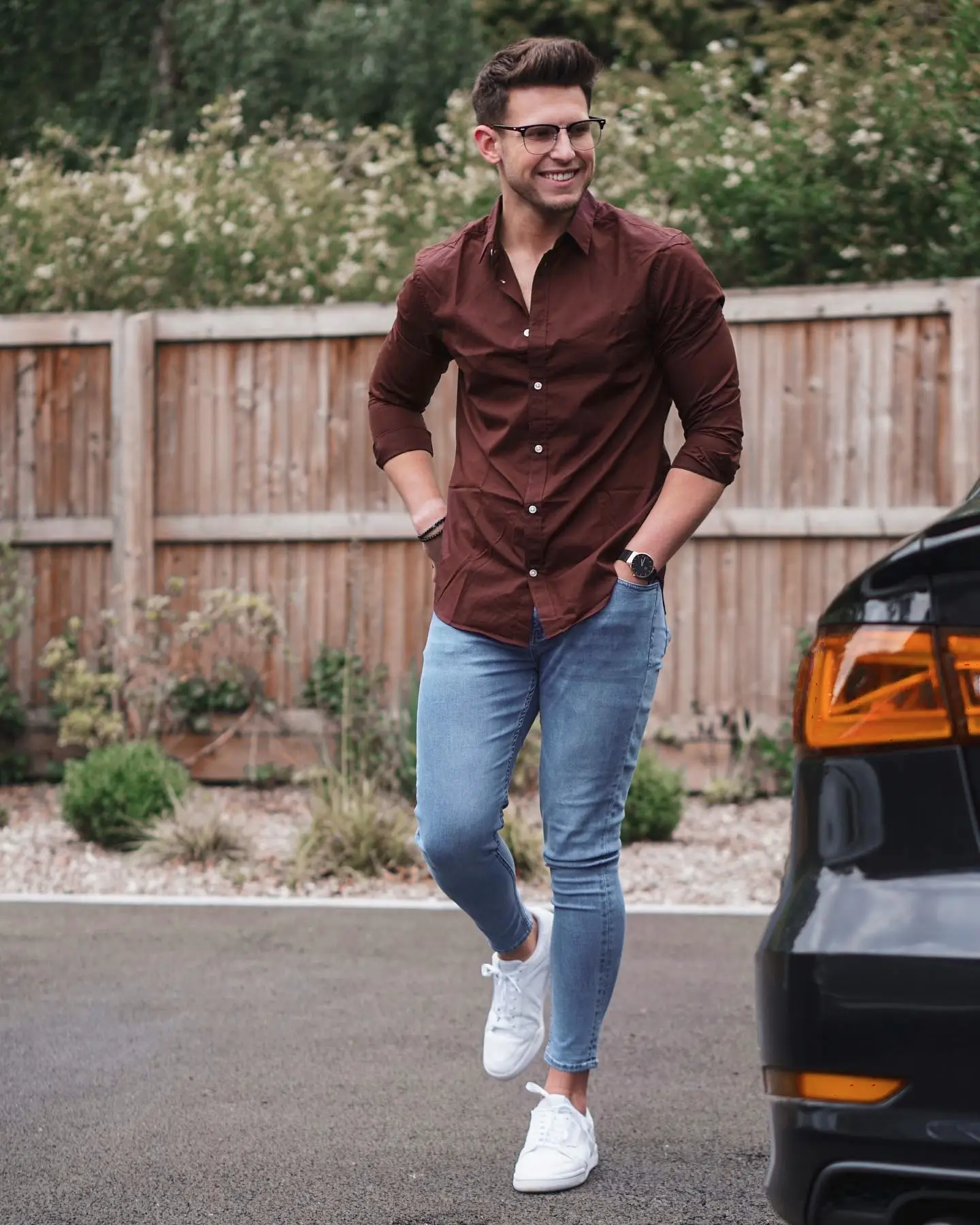 Brown Pants Outfits 18 Examples  The Colours That Go Best