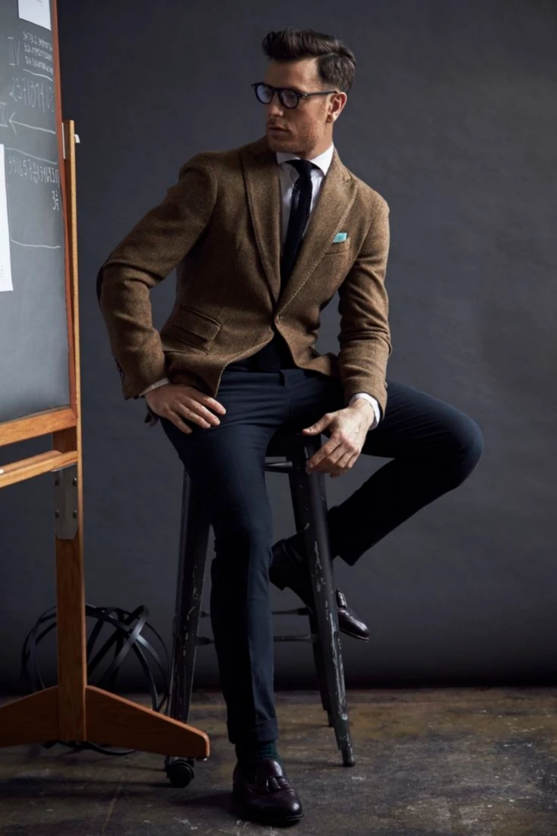 20 Outfit Ideas to Wear Black Pants with Brown Shoes for Men