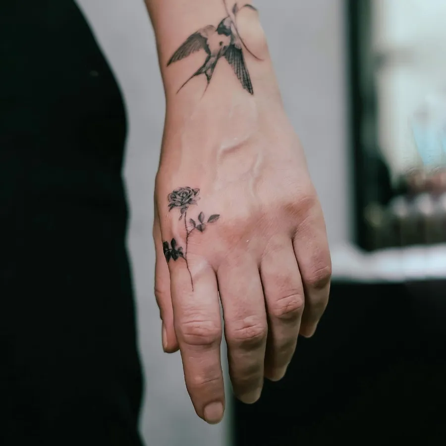 Back of the hand tattoo ideas for men