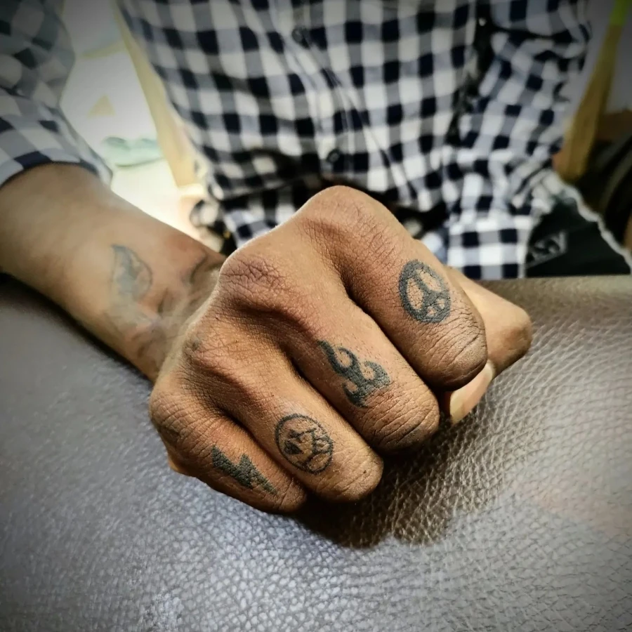 Finger tattoo ideas for men