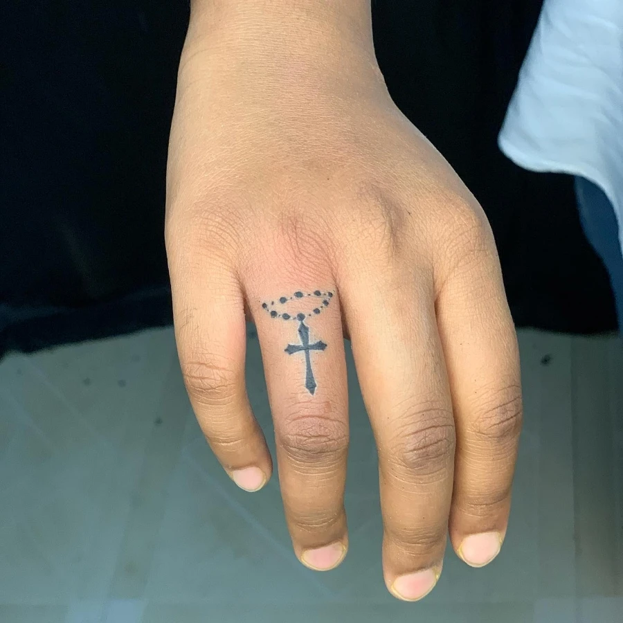 Finger Tattoo Designs for Men