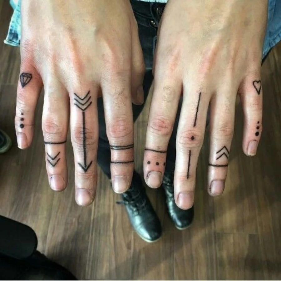 30+ Best Finger Tattoo Ideas for Men with Guide - TiptopGents